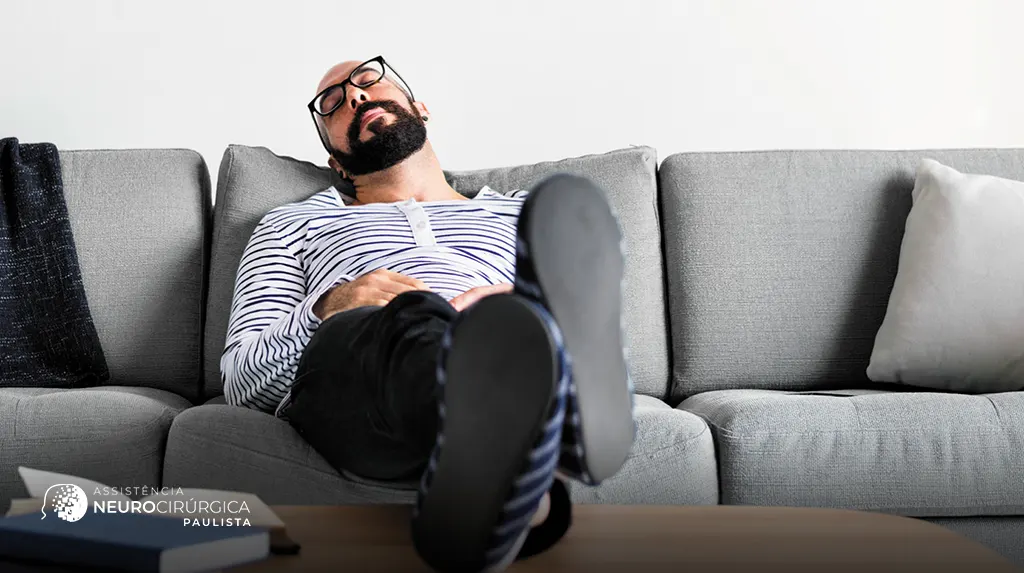 Sono ruim, estresse e telas: o impacto do estilo de vida moderno na saúde cerebral