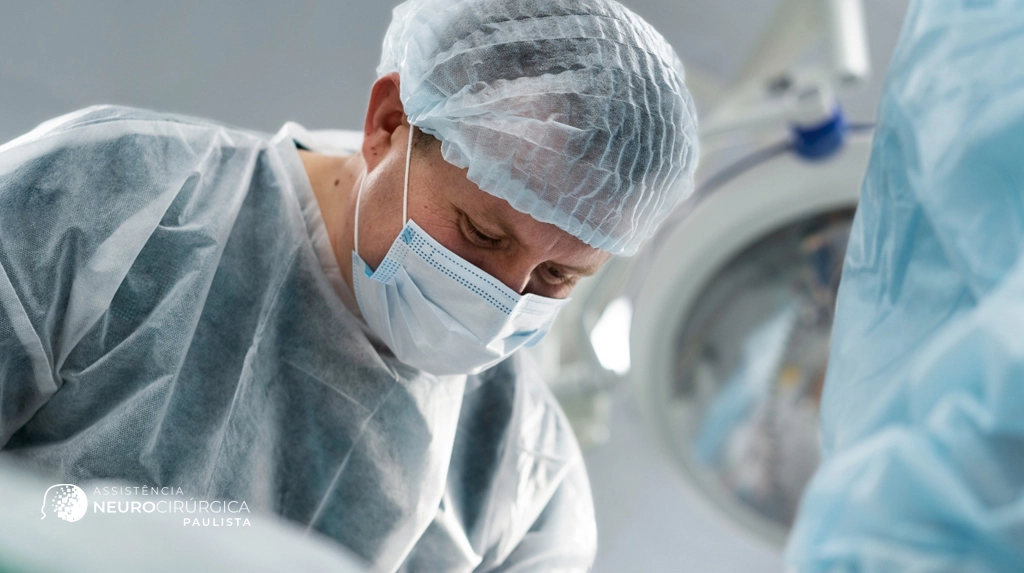 O papel da navegação cirúrgica e microscopia na neurocirurgia moderna